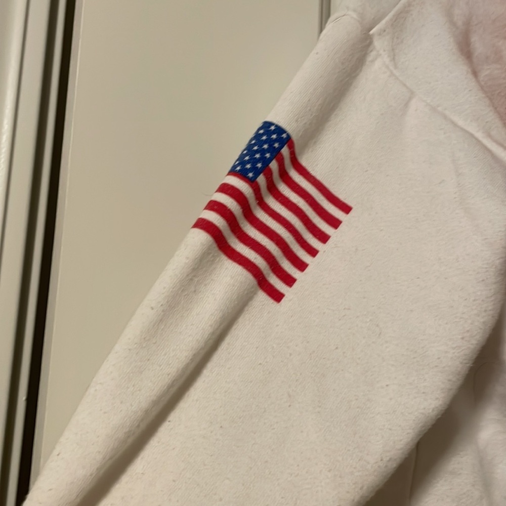 Peanuts Snoopy in Space Cropped Hoodie - Picture 4 of 4